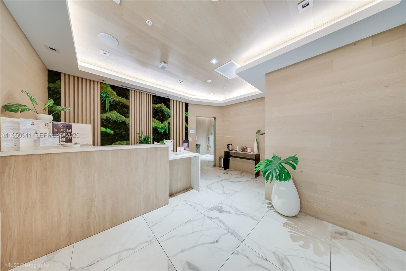 90 SW 3rd St #3109, Miami FL 33130