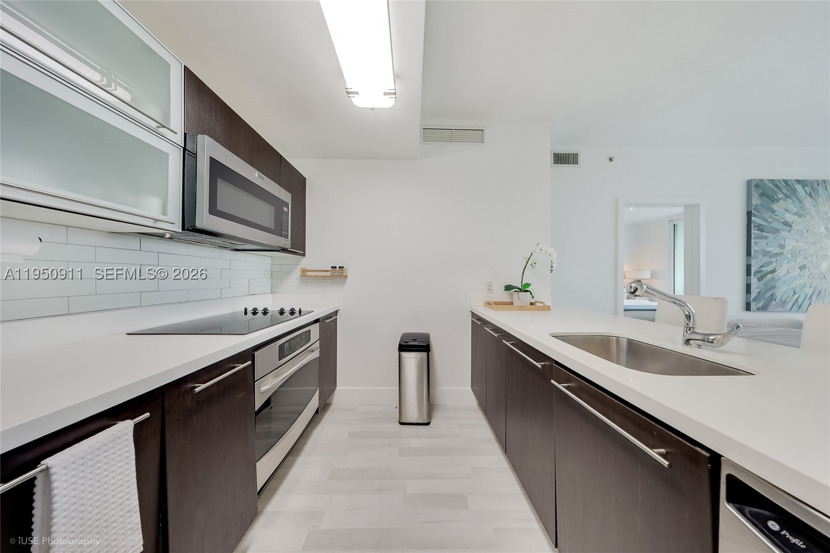 90 SW 3rd St #3109, Miami FL 33130