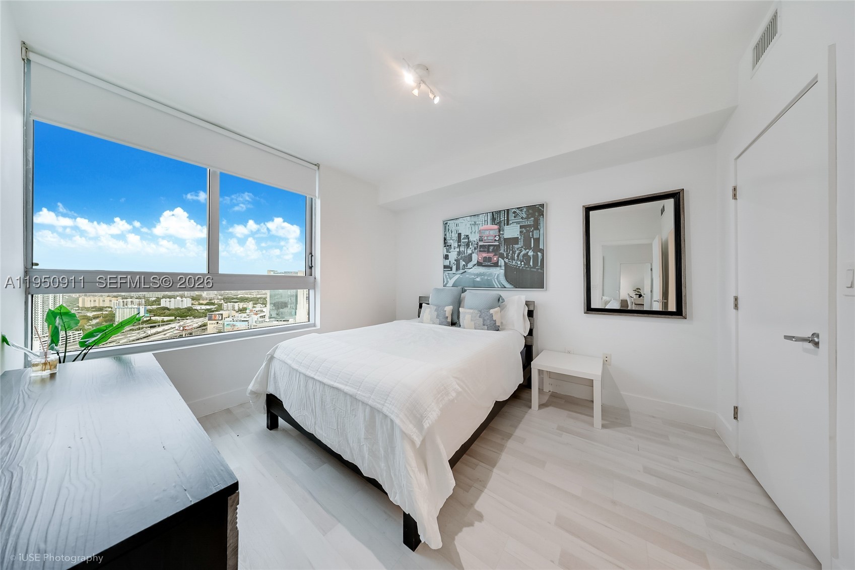 90 SW 3rd St #3109, Miami FL 33130