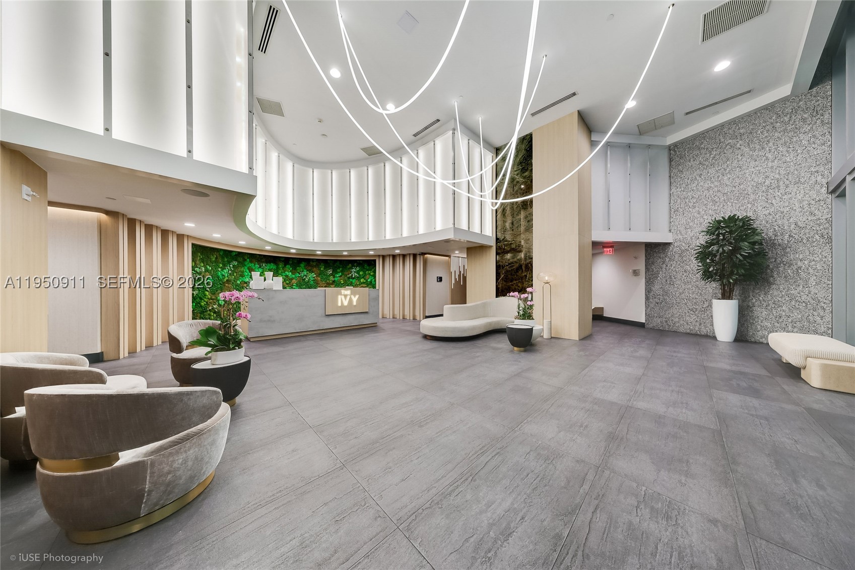 90 SW 3rd St #3109, Miami FL 33130