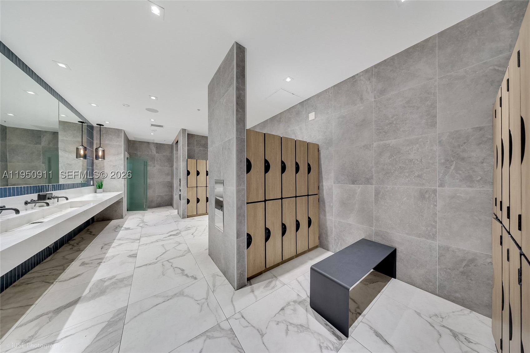 90 SW 3rd St #3109, Miami FL 33130