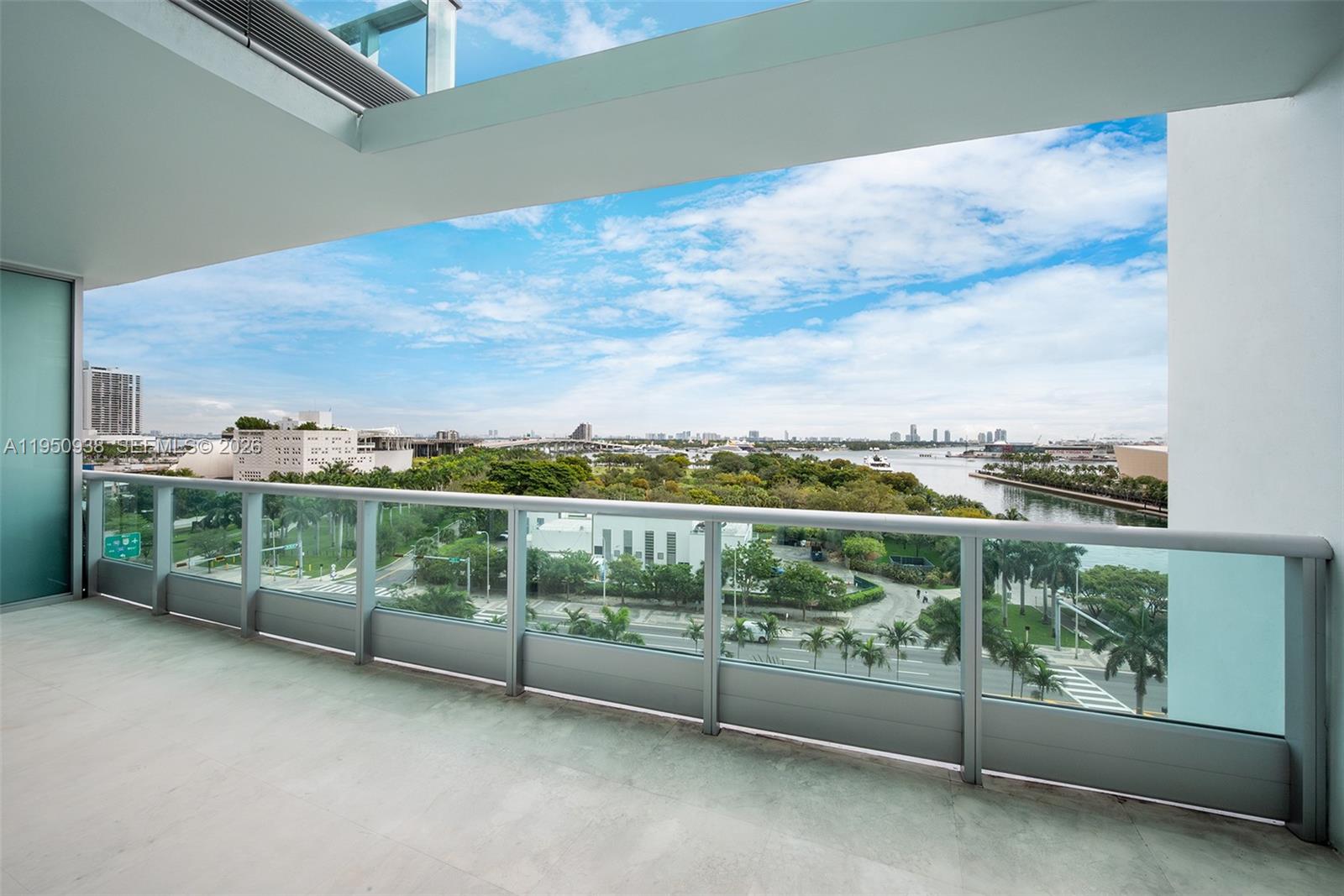 900 BISCAYNE BLVD #909, Miami FL 33132