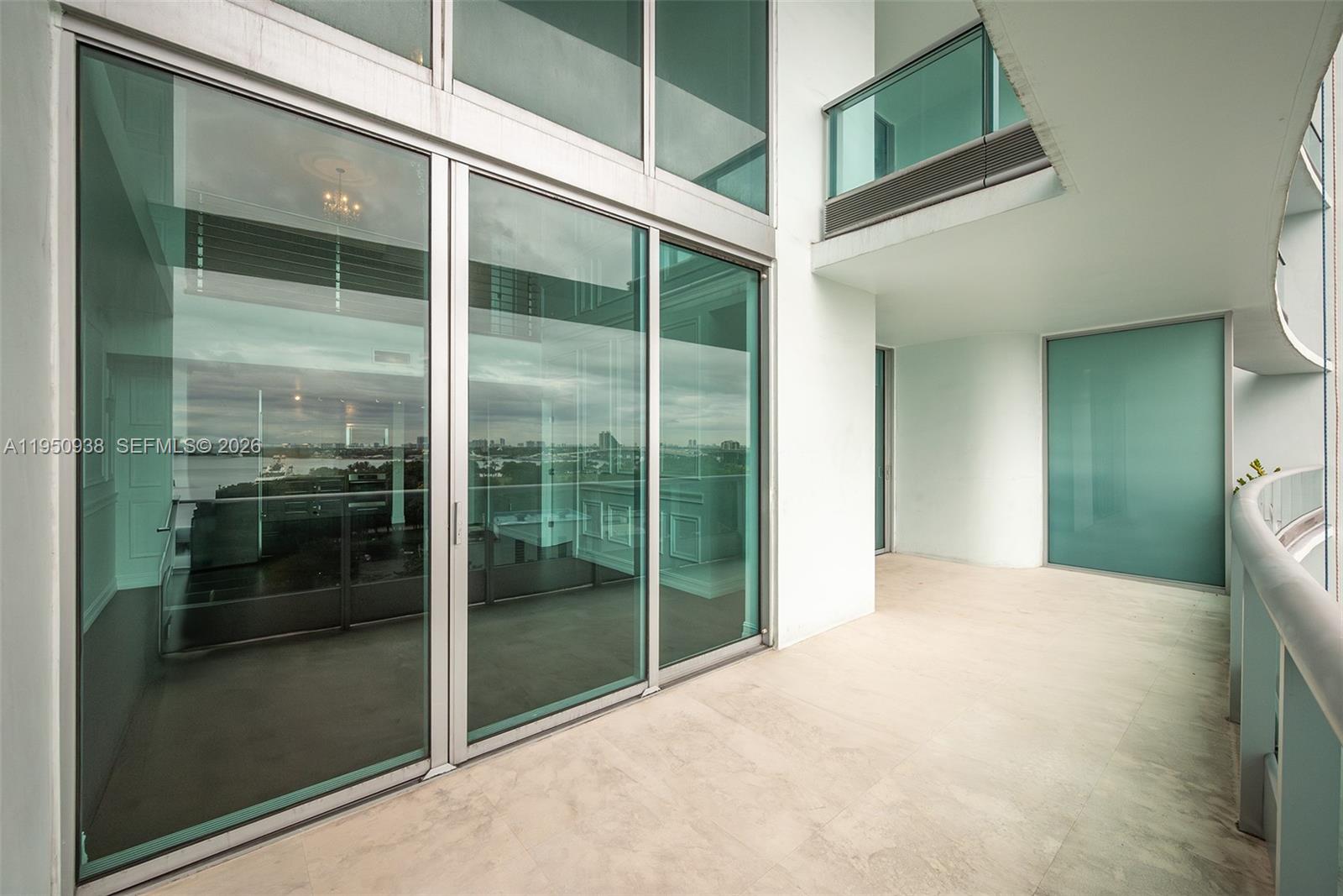 900 BISCAYNE BLVD #909, Miami FL 33132