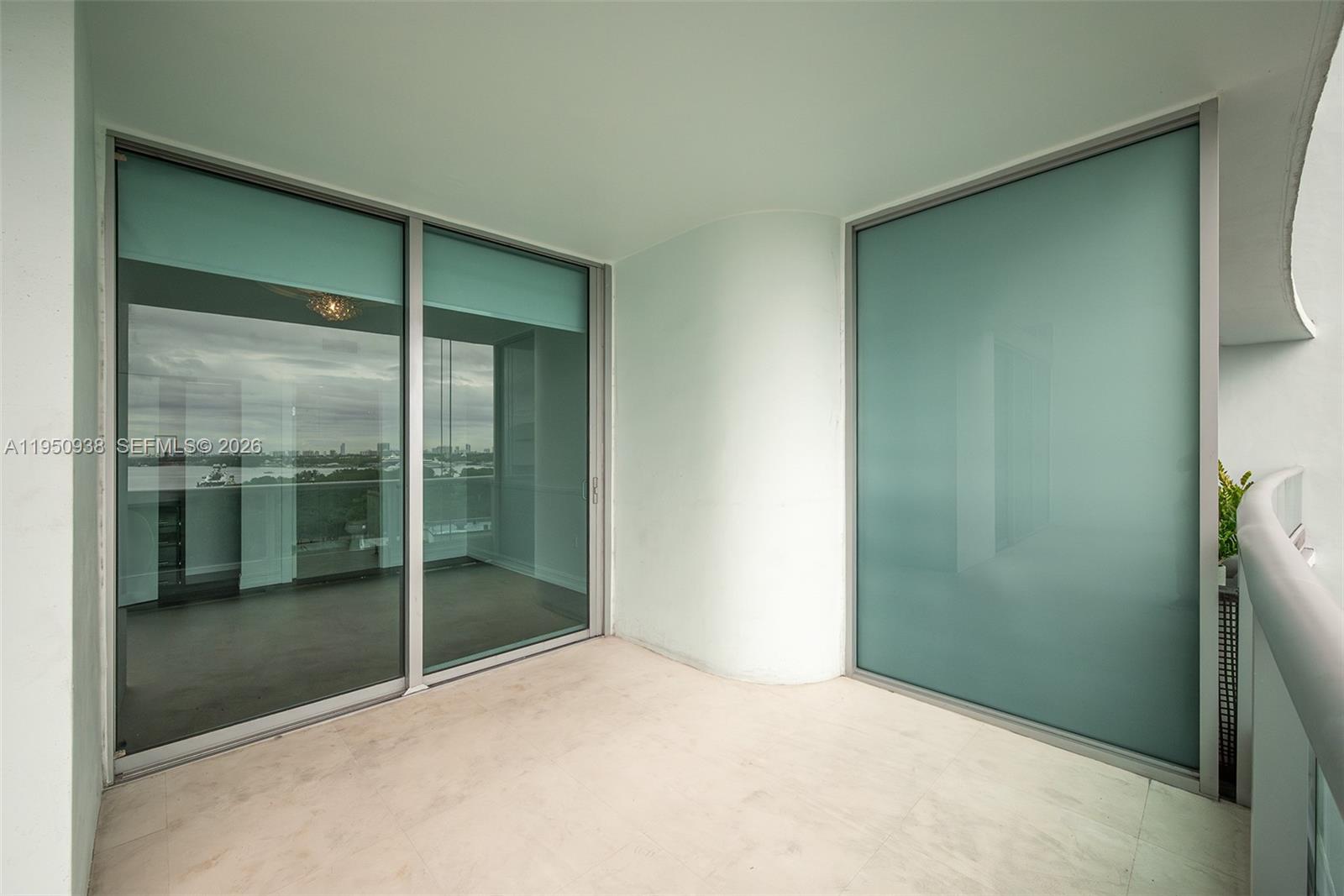 900 BISCAYNE BLVD #909, Miami FL 33132