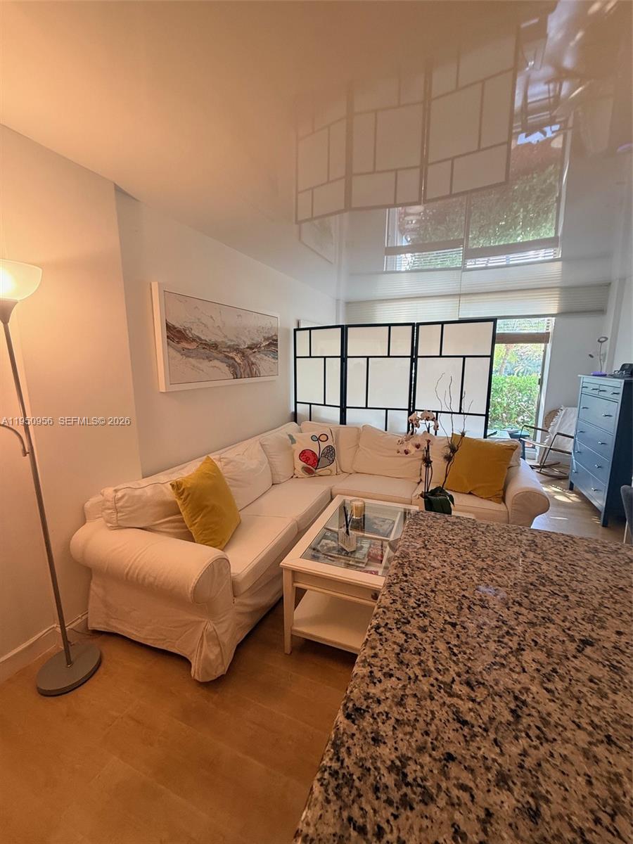 155 Ocean Lane Dr #113C, Key Biscayne FL 33149