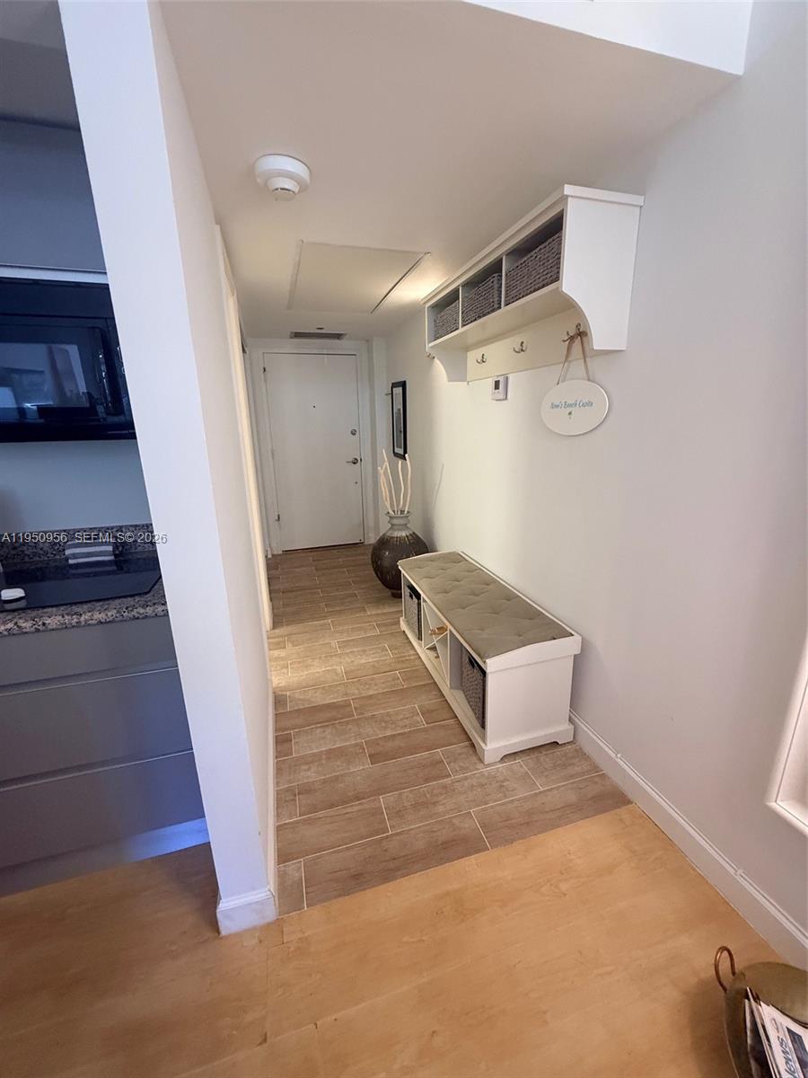 155 Ocean Lane Dr #113C, Key Biscayne FL 33149