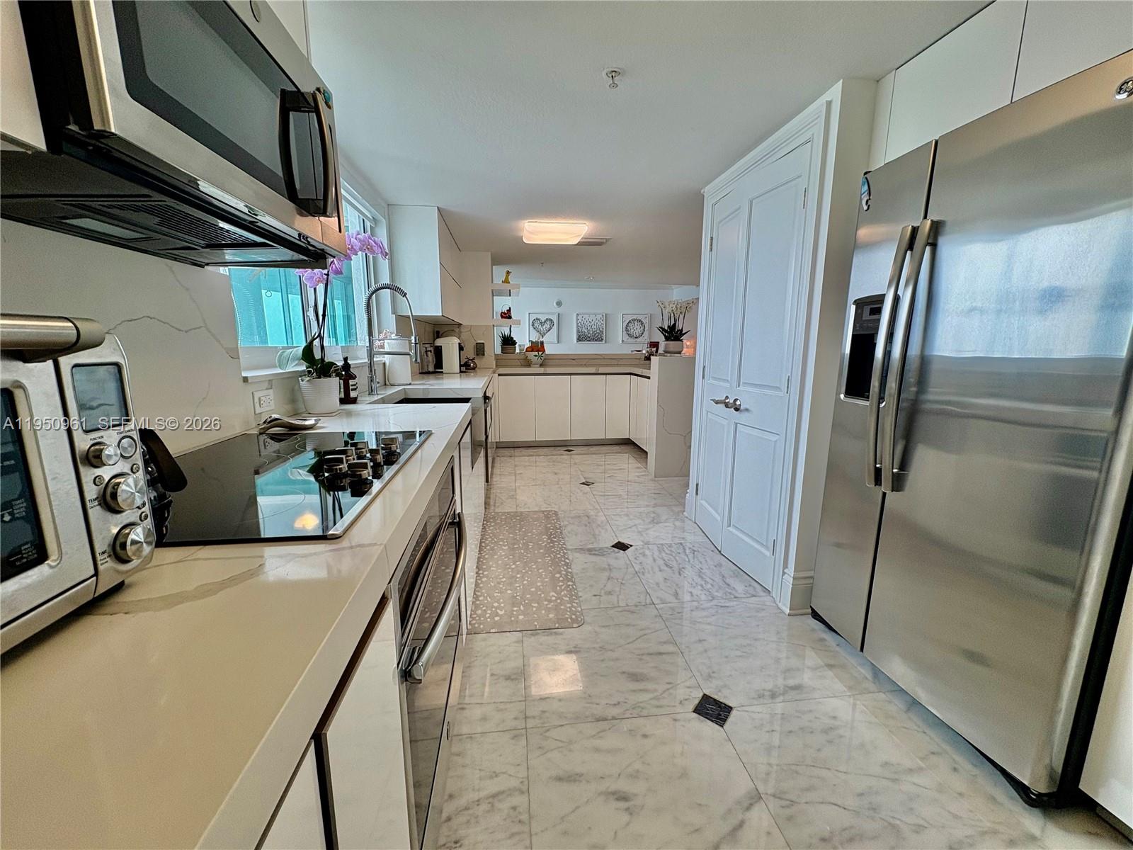 1800 N Bayshore Dr #1801, Miami FL 33132