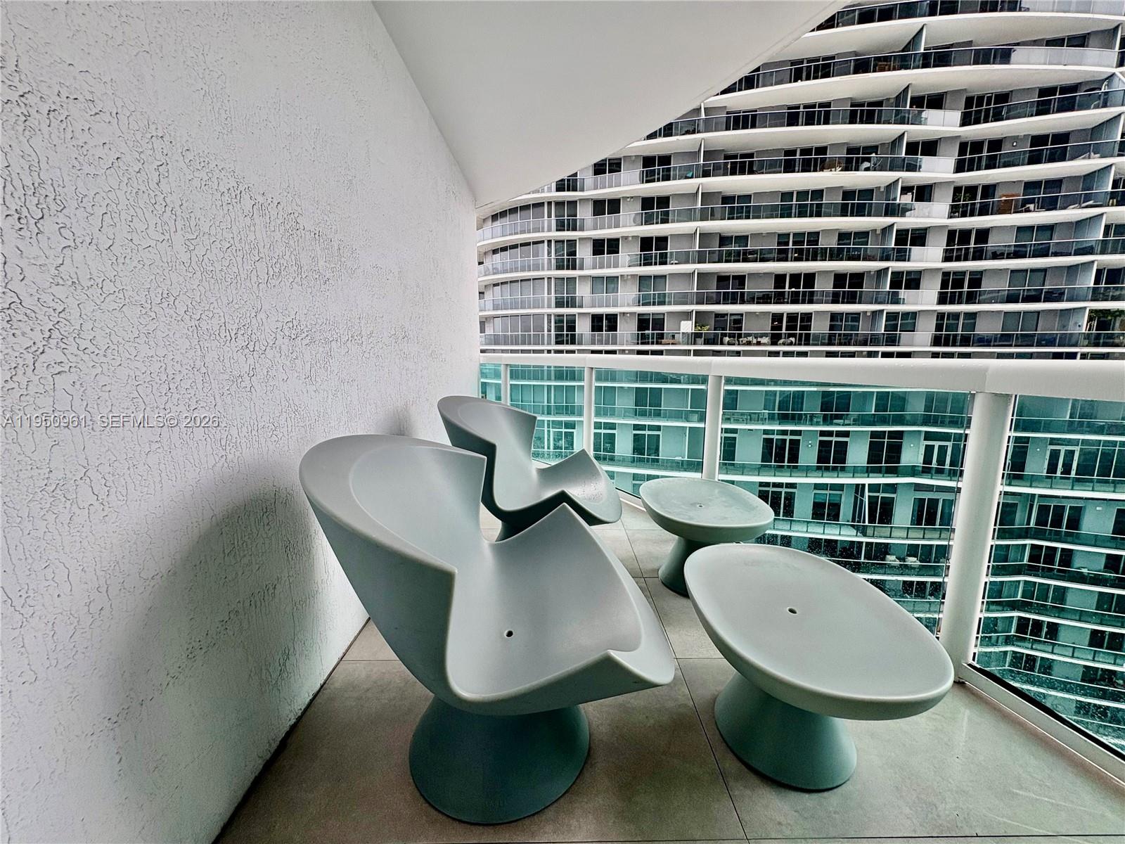 1800 N Bayshore Dr #1801, Miami FL 33132