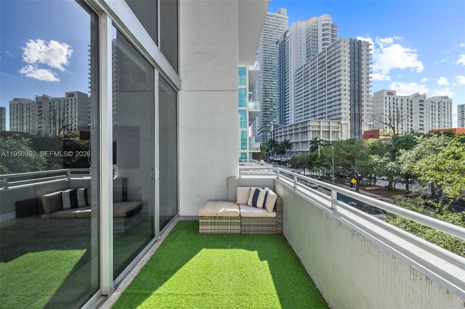 Miami FL 33131 - A11950962