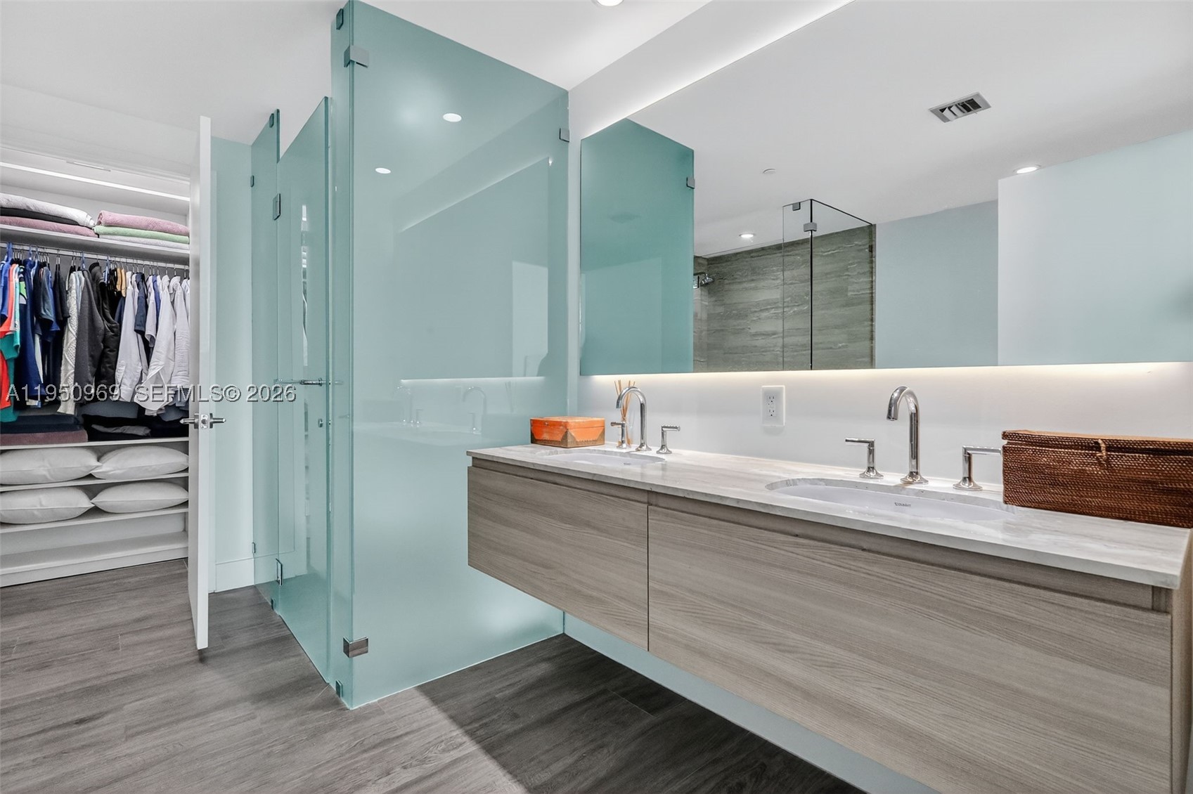 2900 NE 7th Ave #1108, Miami FL 33137