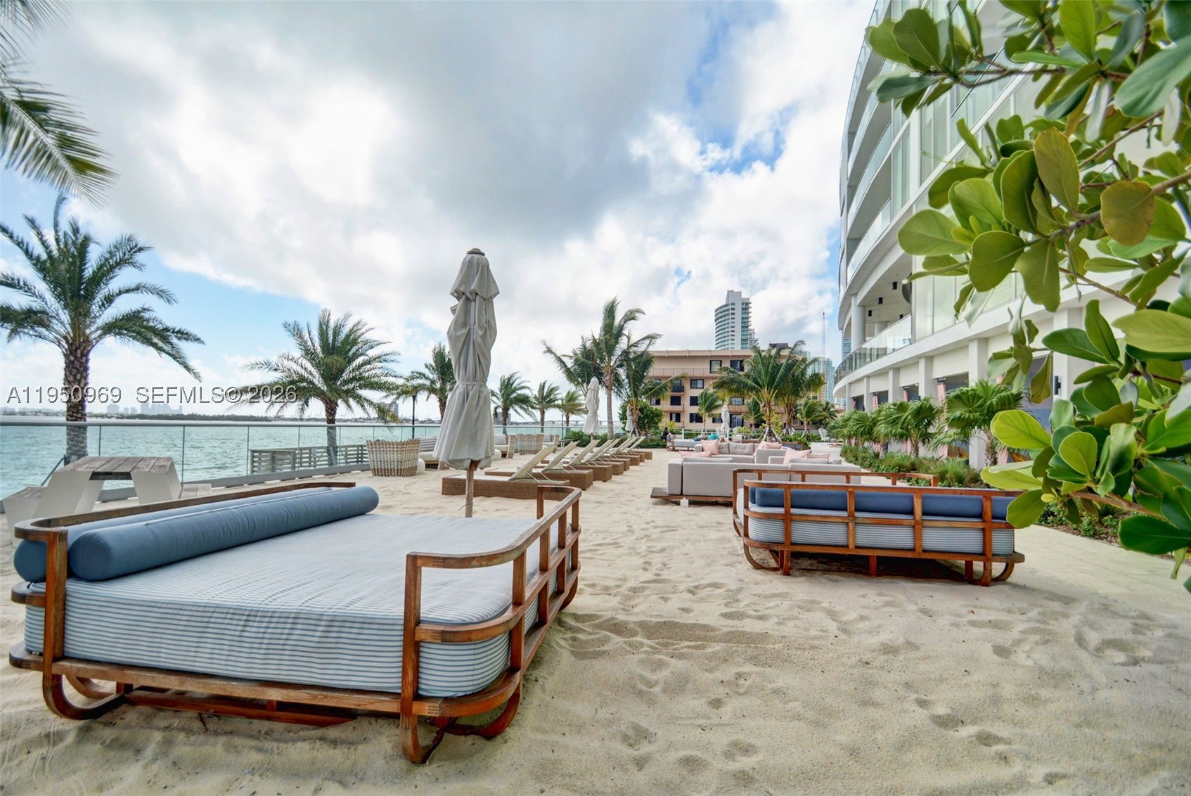 2900 NE 7th Ave #1108, Miami FL 33137