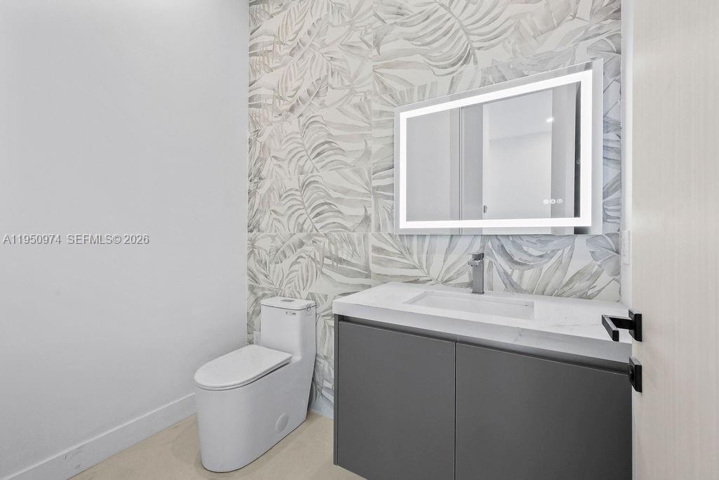 1321 NE 13th Ave, Fort Lauderdale FL 33304