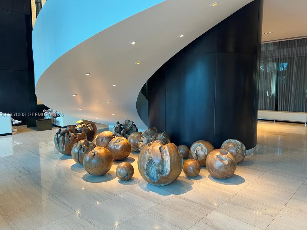 900 Biscayne Blvd #3908, Miami FL 33132