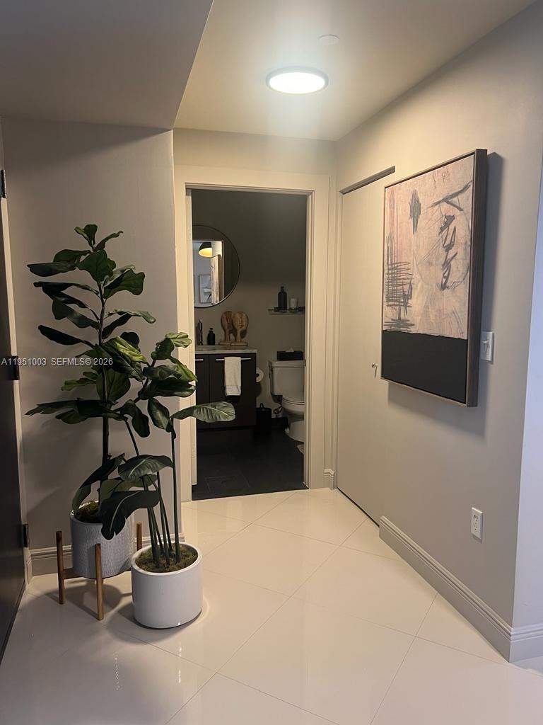 900 Biscayne Blvd #3908, Miami FL 33132