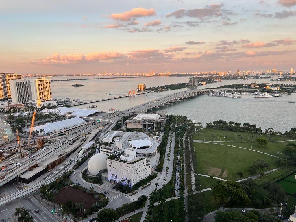 900 Biscayne Blvd #3908, Miami FL 33132