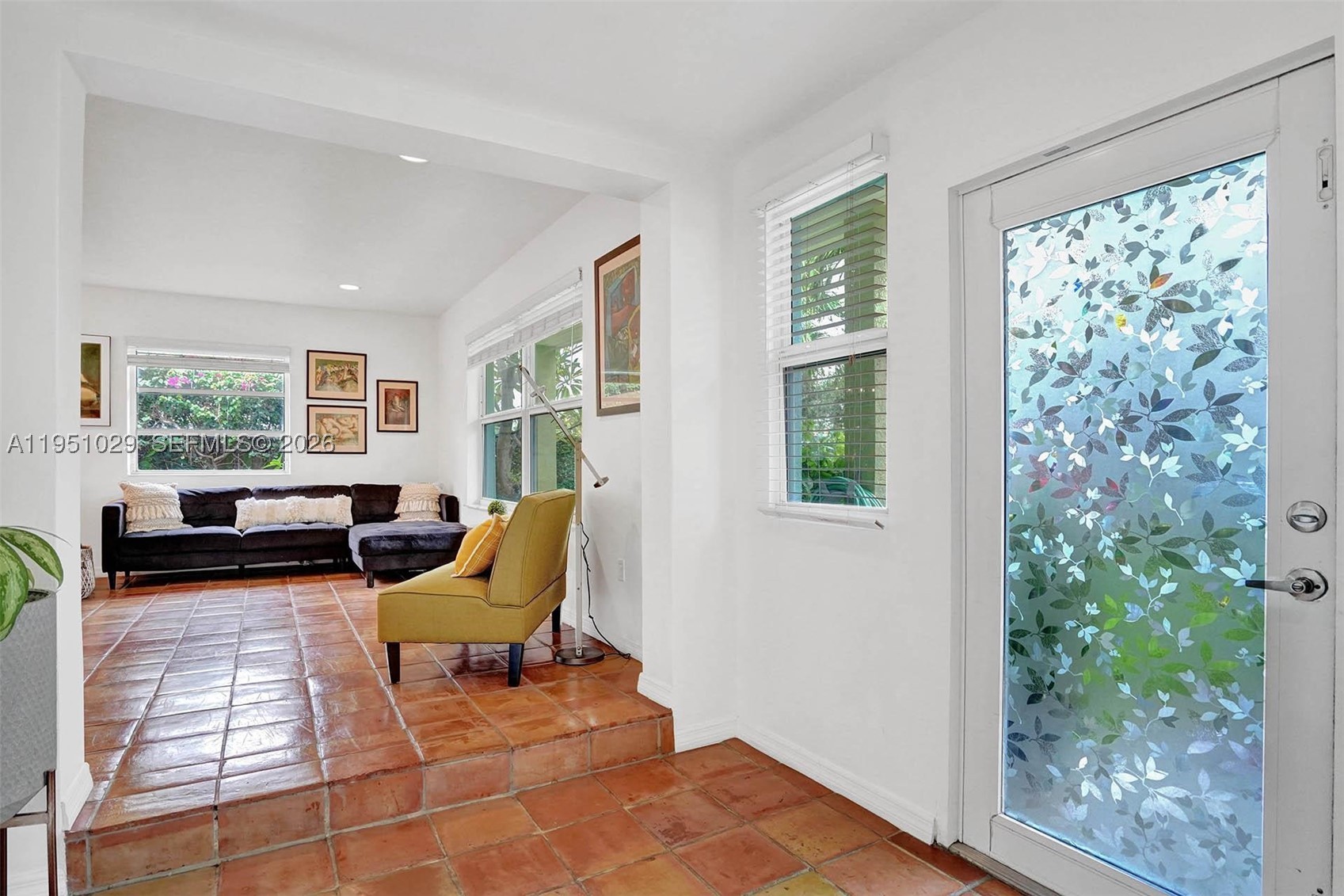 7525 W Treasure Dr, North Bay Village FL 33141