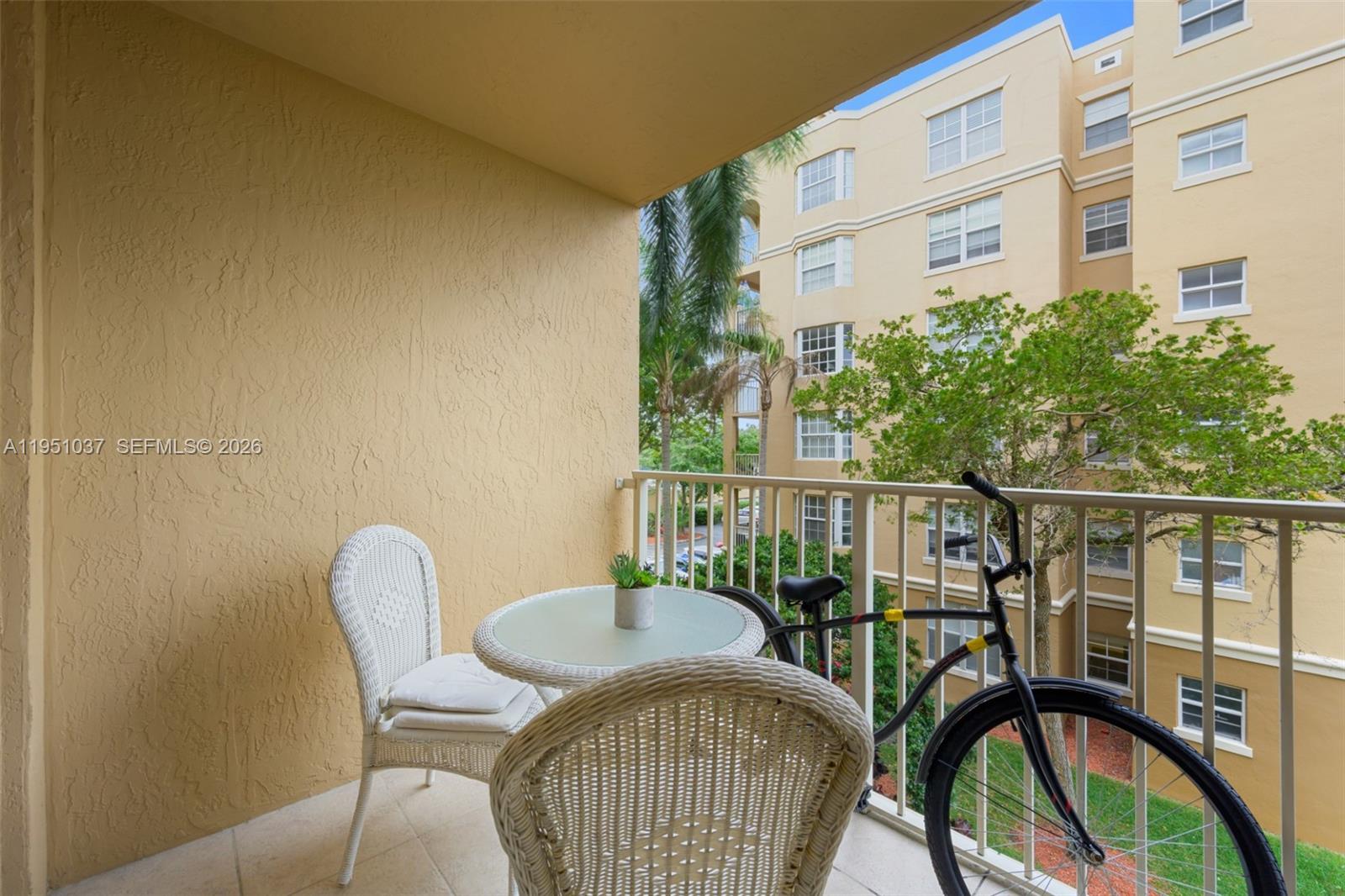 19555 E Country Club Dr #8303, Aventura FL 33180