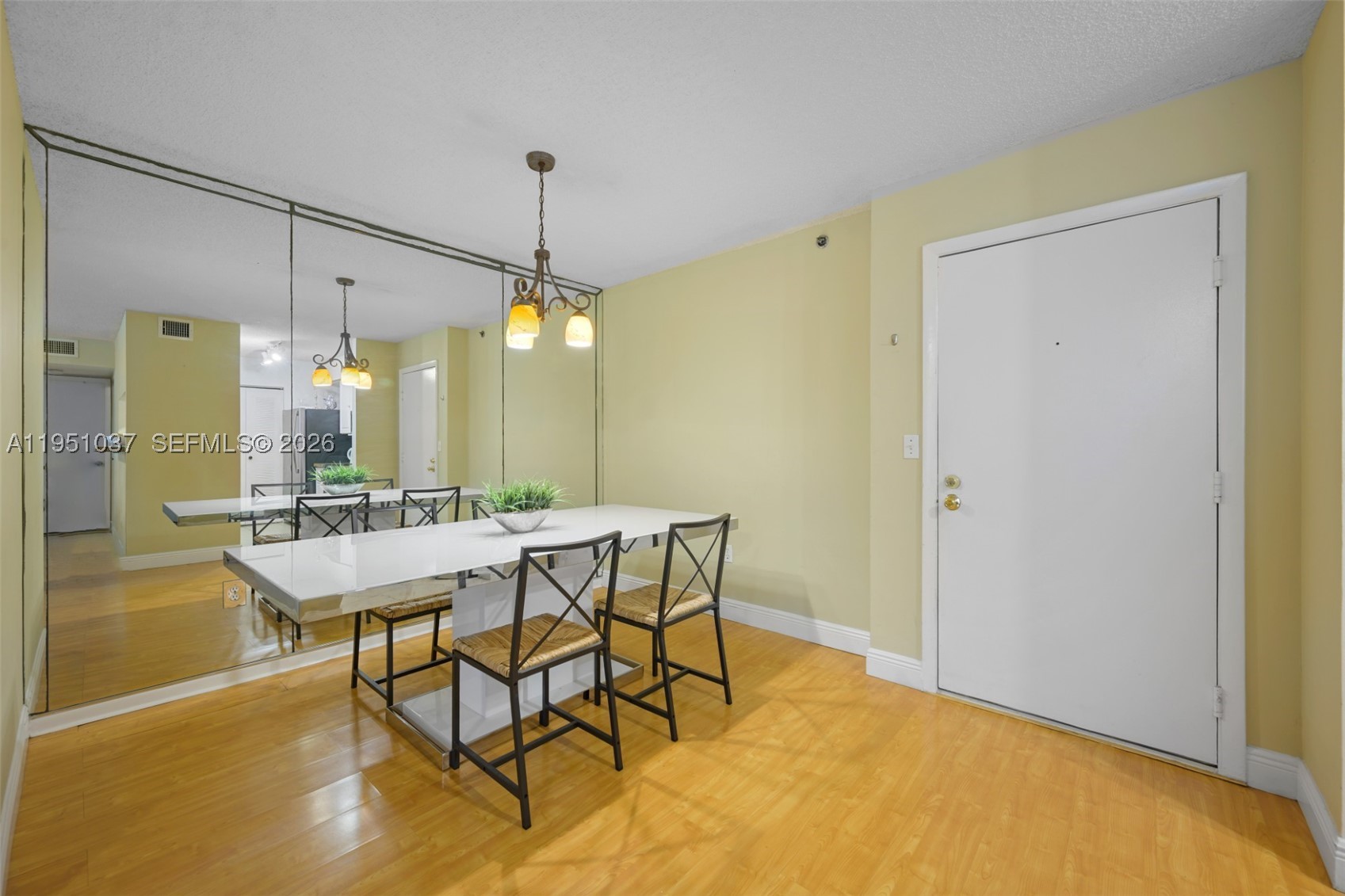 19555 E Country Club Dr #8303, Aventura FL 33180