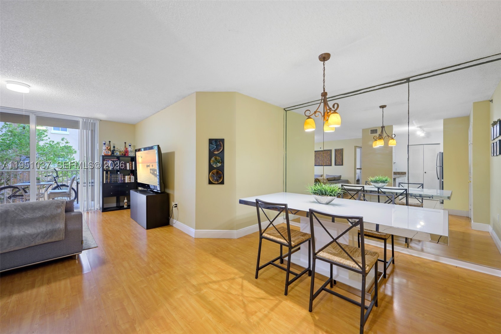 19555 E Country Club Dr #8303, Aventura FL 33180
