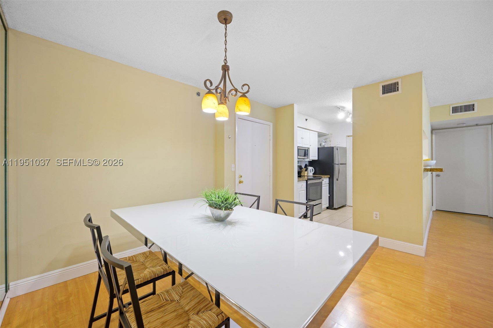 19555 E Country Club Dr #8303, Aventura FL 33180
