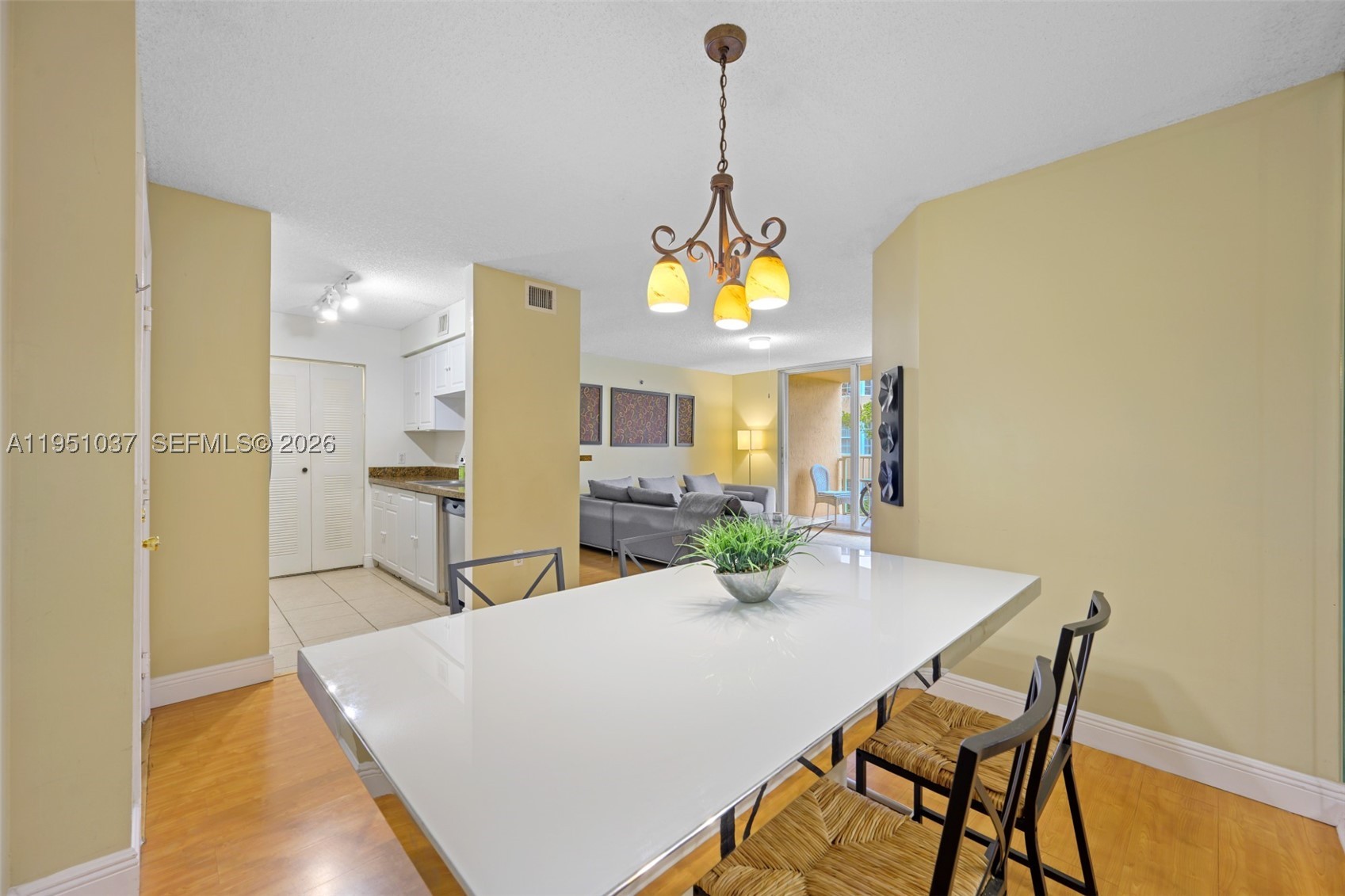 19555 E Country Club Dr #8303, Aventura FL 33180