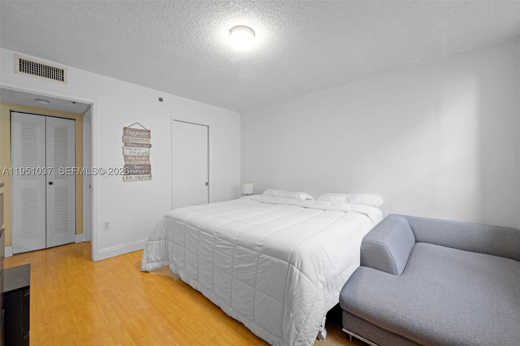 19555 E Country Club Dr #8303, Aventura FL 33180