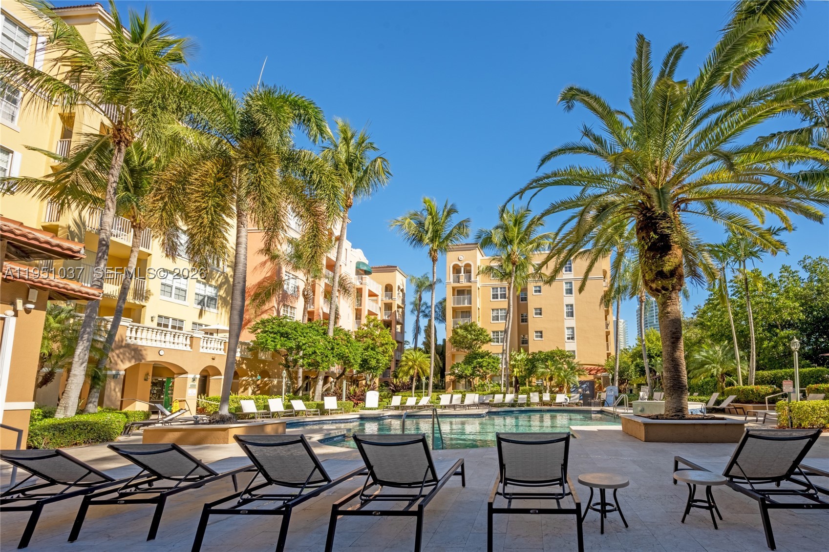 19555 E Country Club Dr #8303, Aventura FL 33180