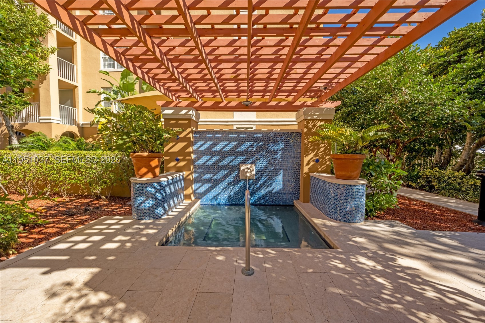 19555 E Country Club Dr #8303, Aventura FL 33180