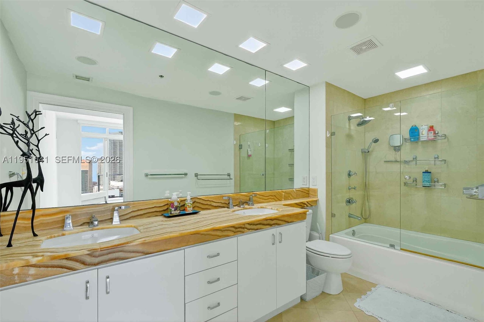 1155 Brickell Bay Dr #PH210, Miami FL 33131