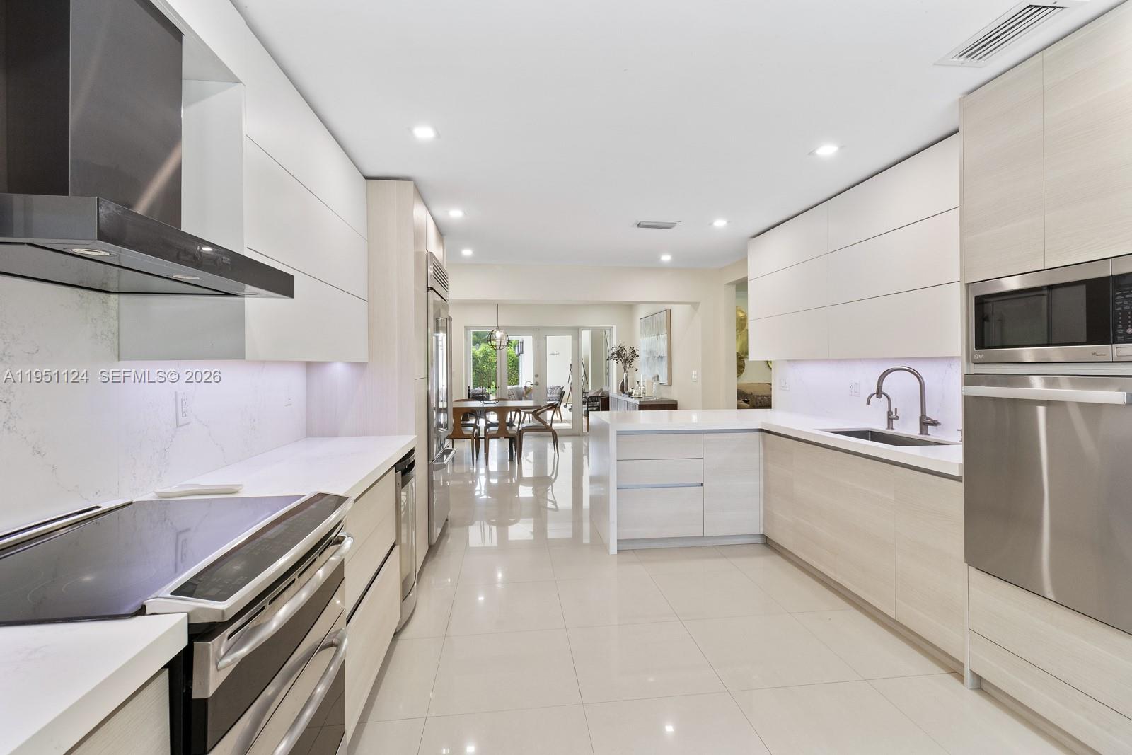 5601 Maggiore St, Coral Gables FL 33146