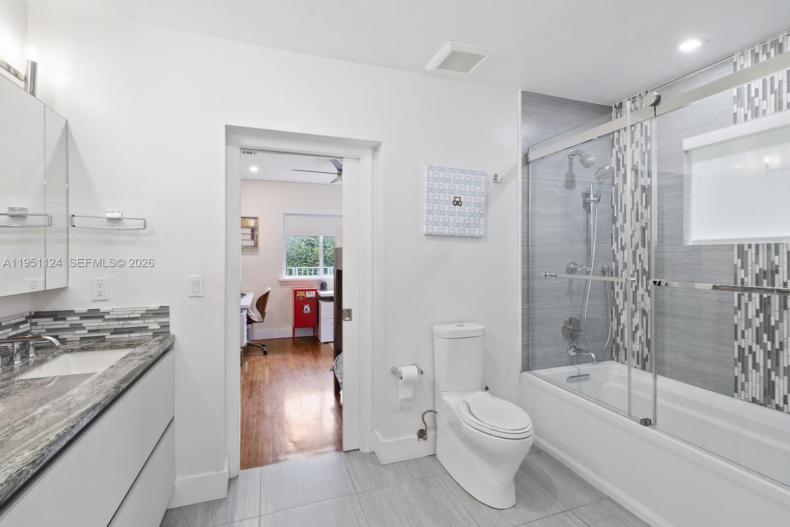5601 Maggiore St, Coral Gables FL 33146