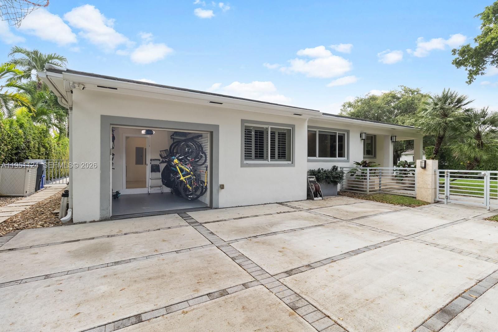 5601 Maggiore St, Coral Gables FL 33146
