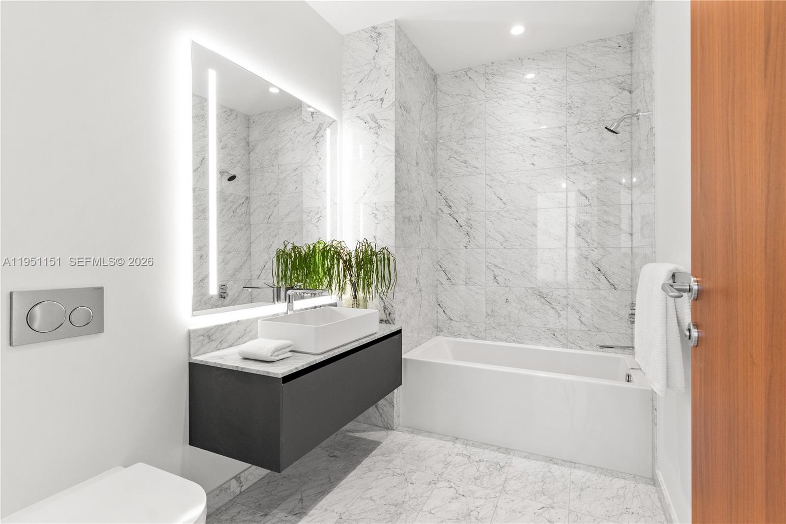5 Grove Isle #S301, Coconut Grove FL 33133