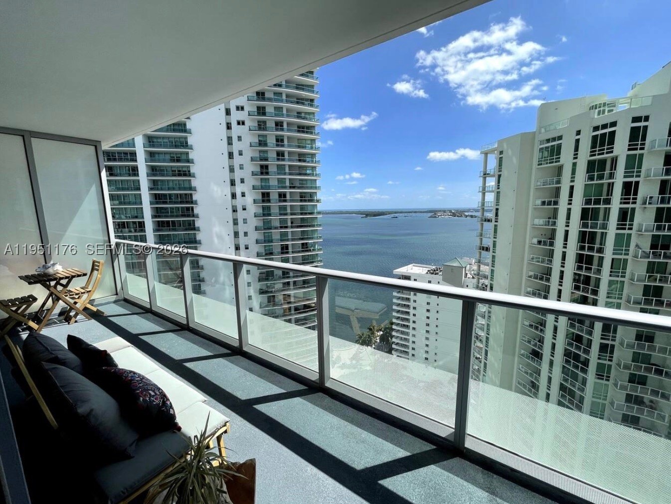 1300 Brickell Bay Dr #2405, Miami FL 33131