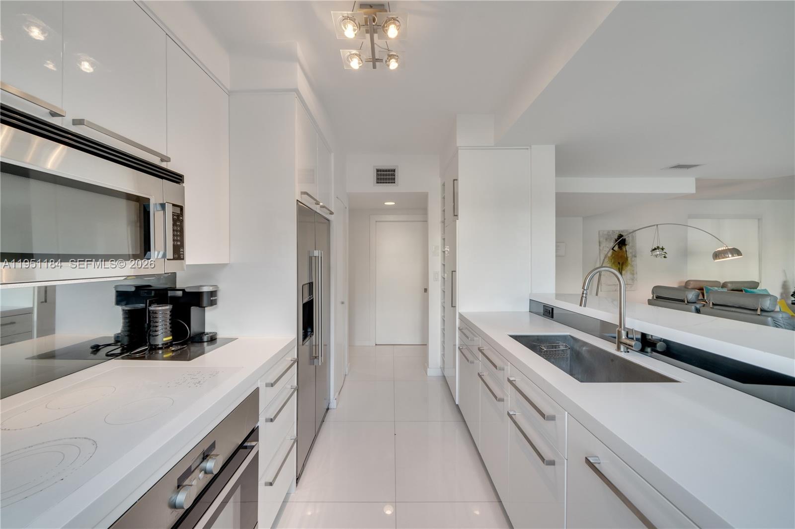 90 Alton Rd #TH-1, Miami Beach FL 33139