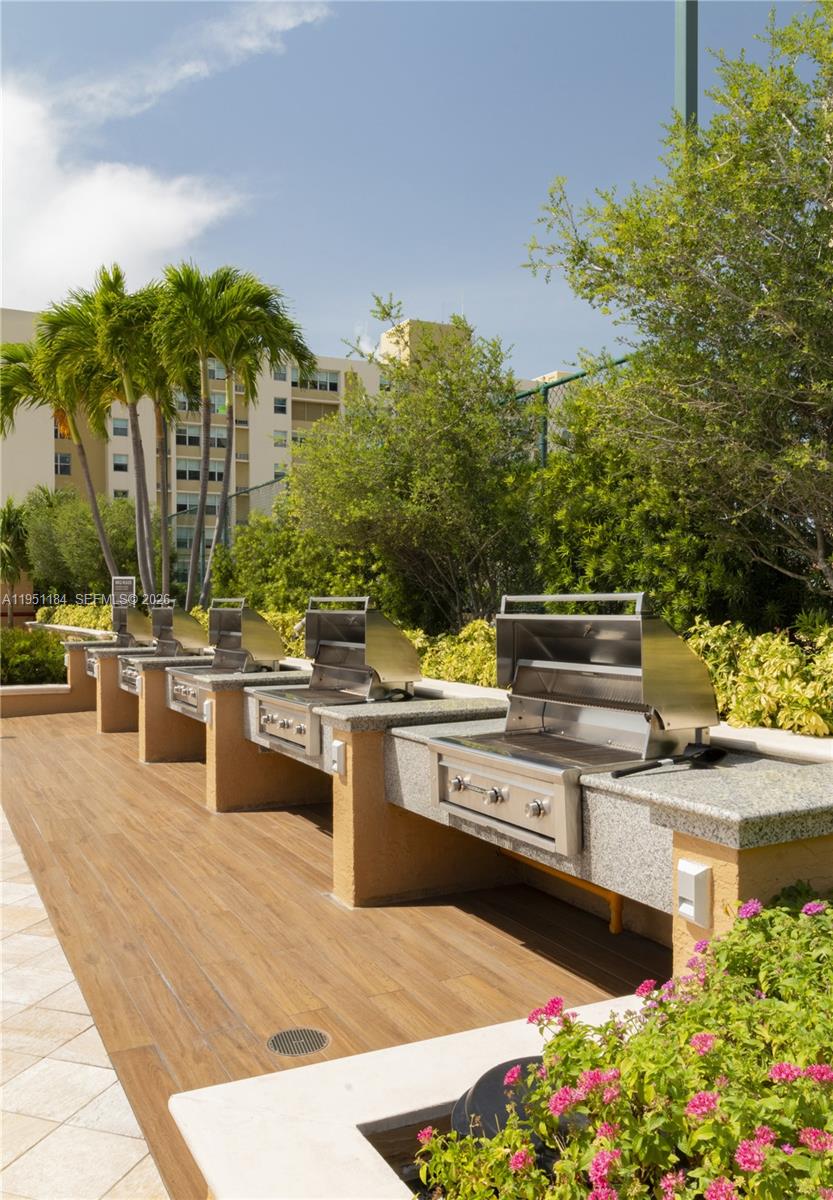90 Alton Rd #TH-1, Miami Beach FL 33139