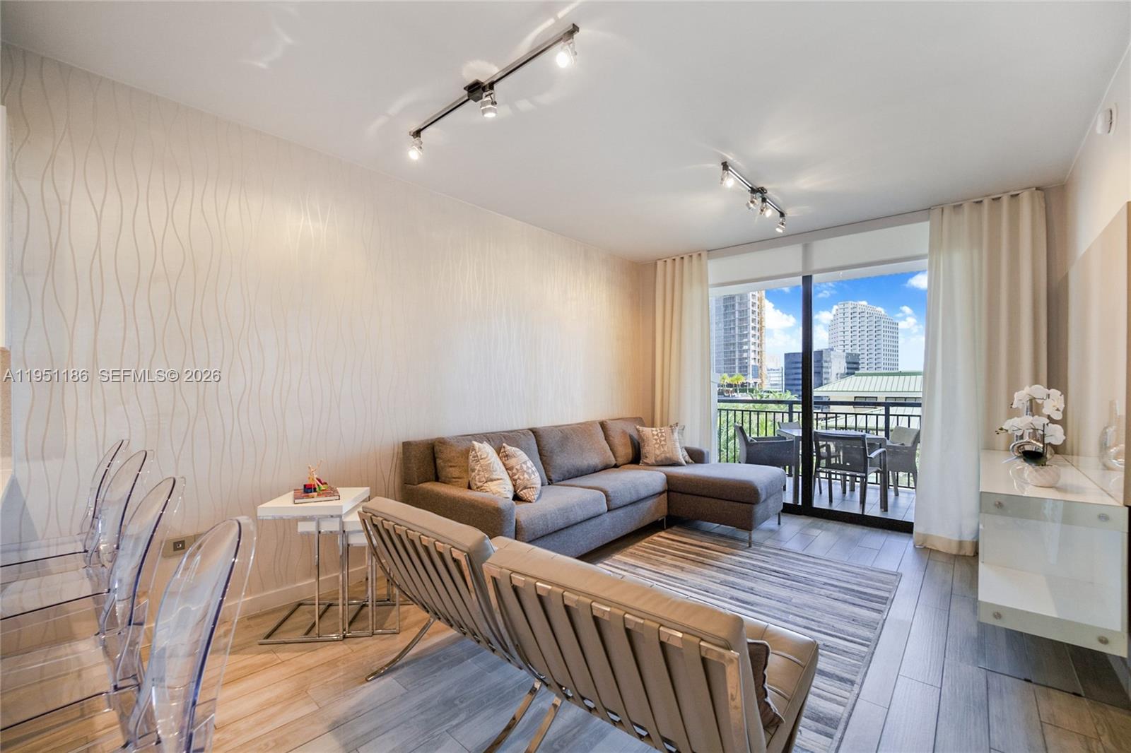 999 SW 1st Ave #1208, Miami FL 33130