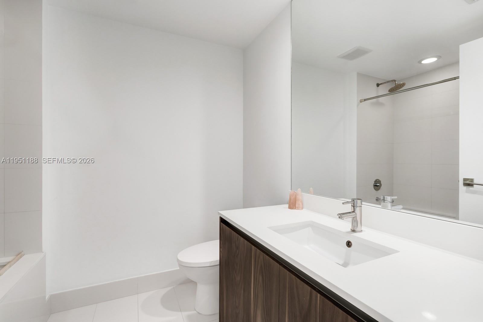 3131 NE 7th Ave #3905, Miami FL 33137