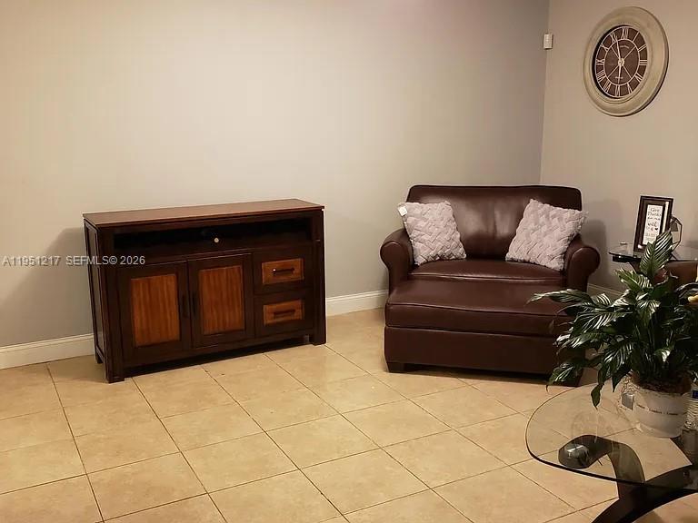 1100 Salzedo St #1A, Coral Gables FL 33134