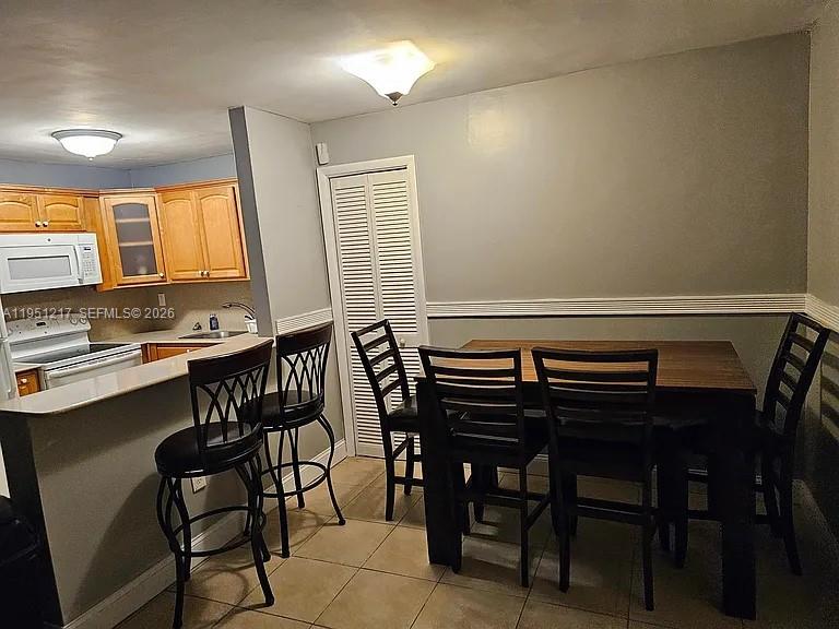 1100 Salzedo St #1A, Coral Gables FL 33134