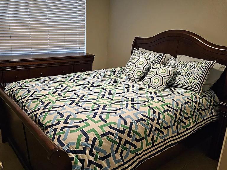 1100 Salzedo St #1A, Coral Gables FL 33134