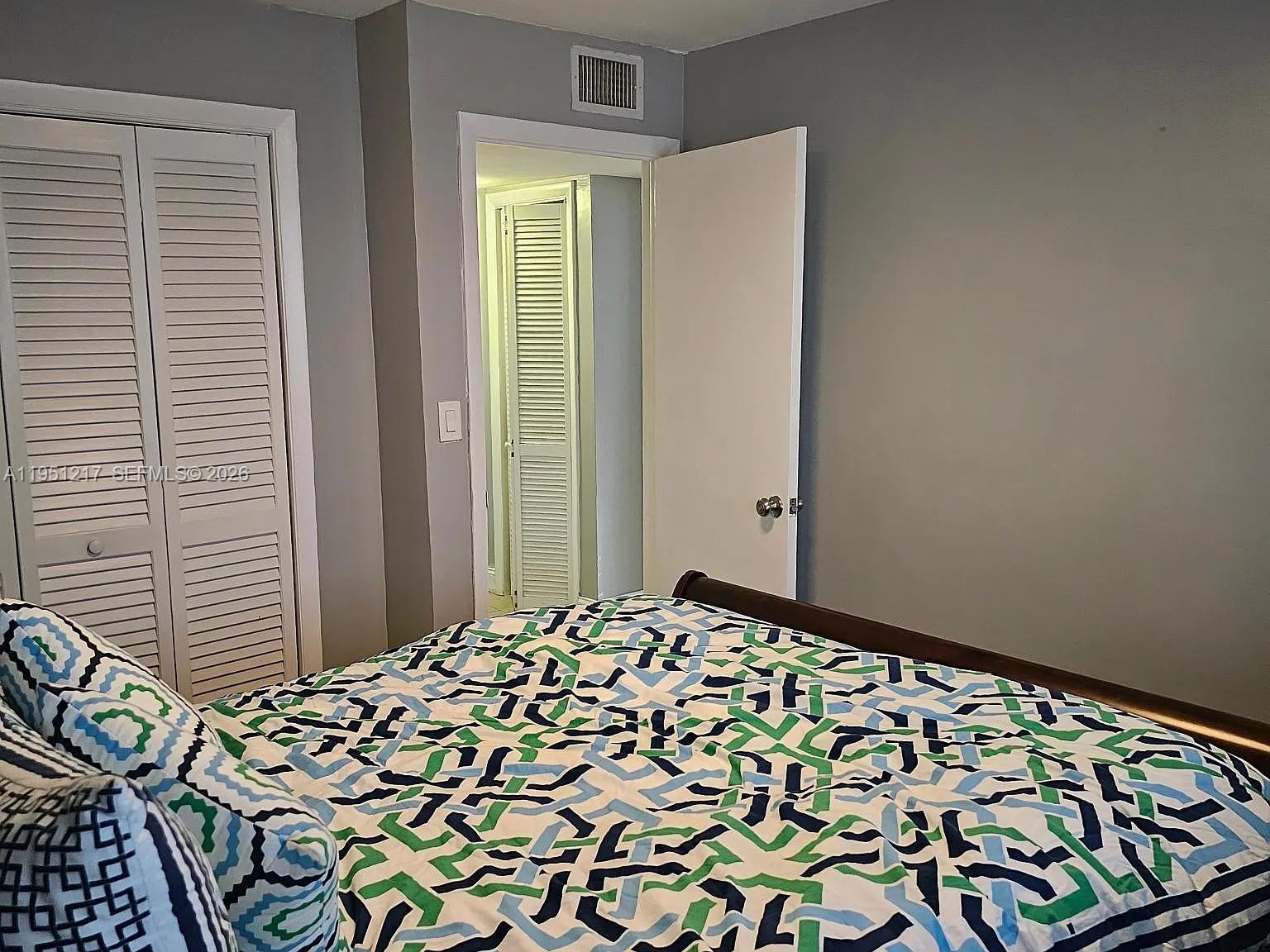 1100 Salzedo St #1A, Coral Gables FL 33134