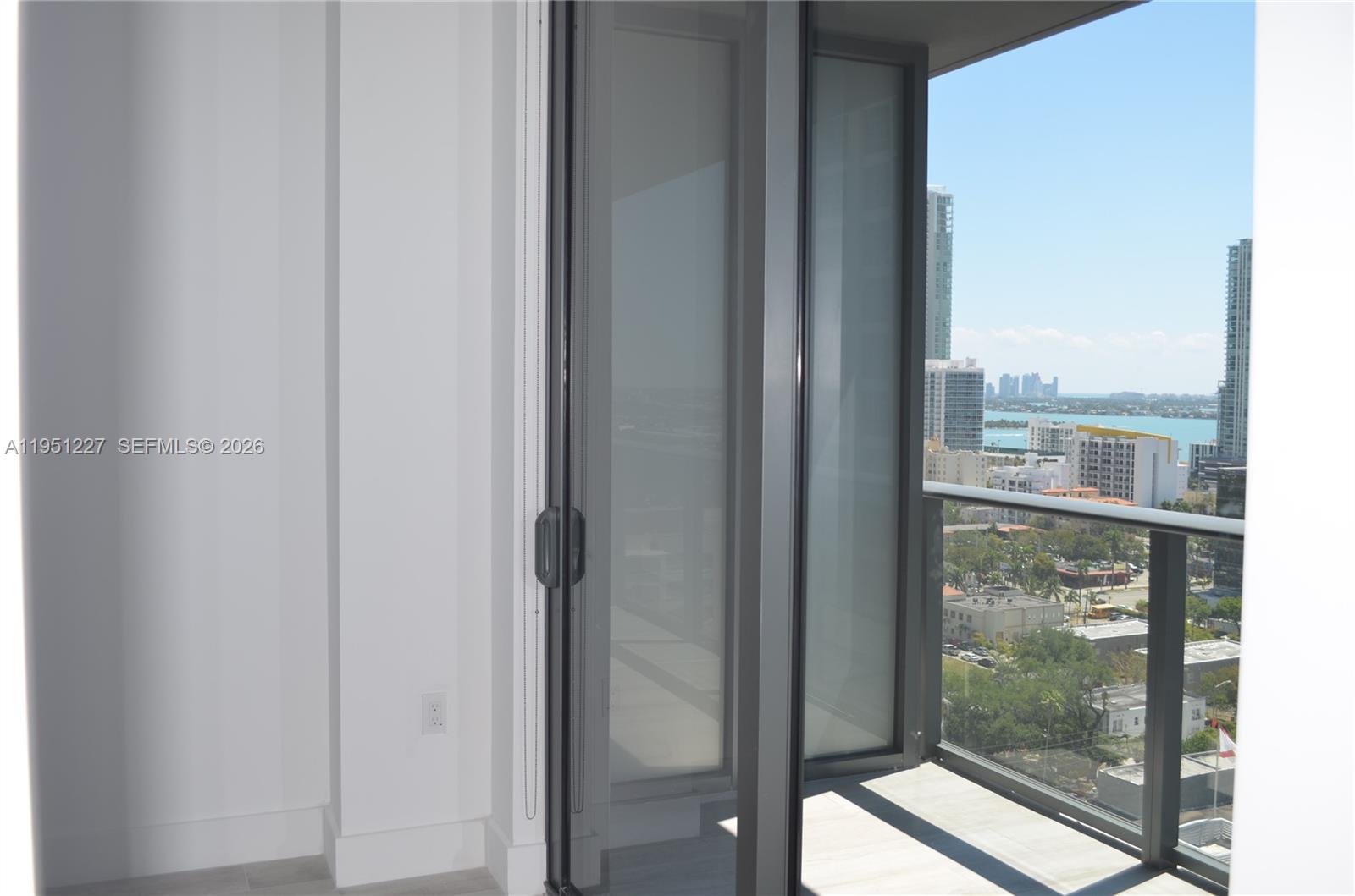 121 NE 34th St #1803, Miami FL 33137