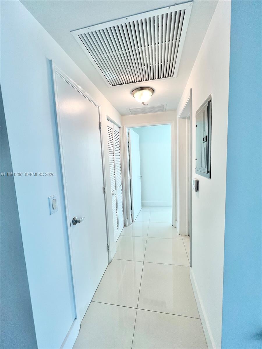 950 Brickell Bay Dr #1101, Miami FL 33131