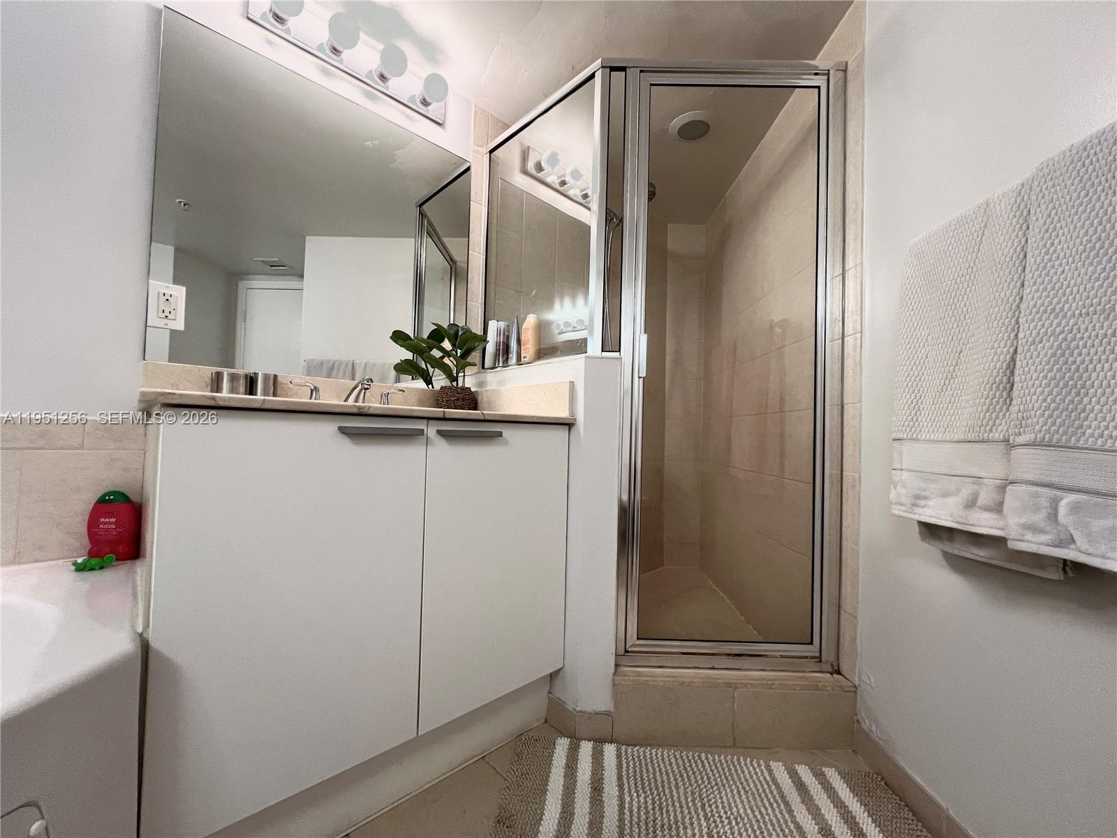 16699 Collins Ave #2109, Sunny Isles Beach FL 33160