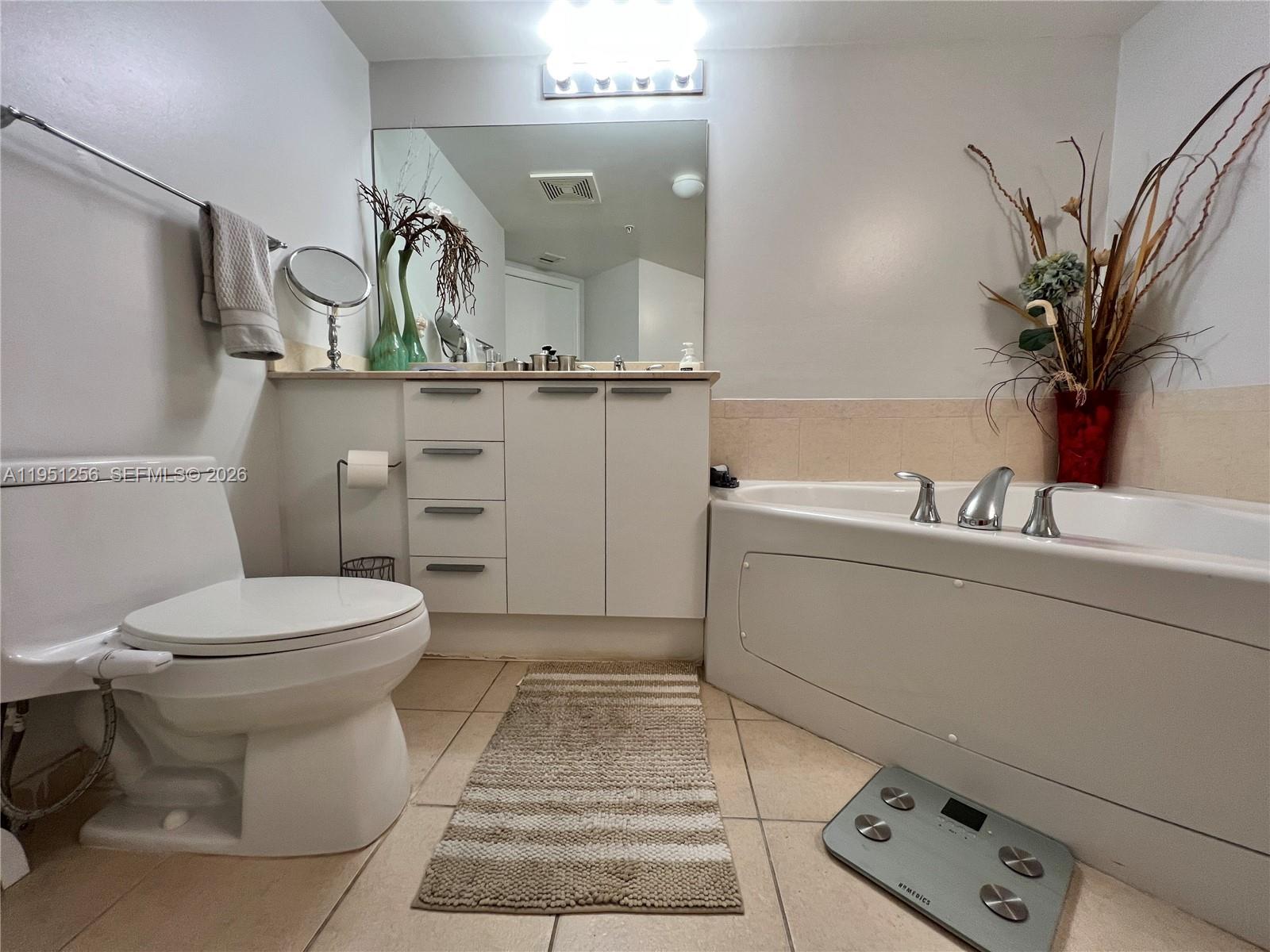 16699 Collins Ave #2109, Sunny Isles Beach FL 33160