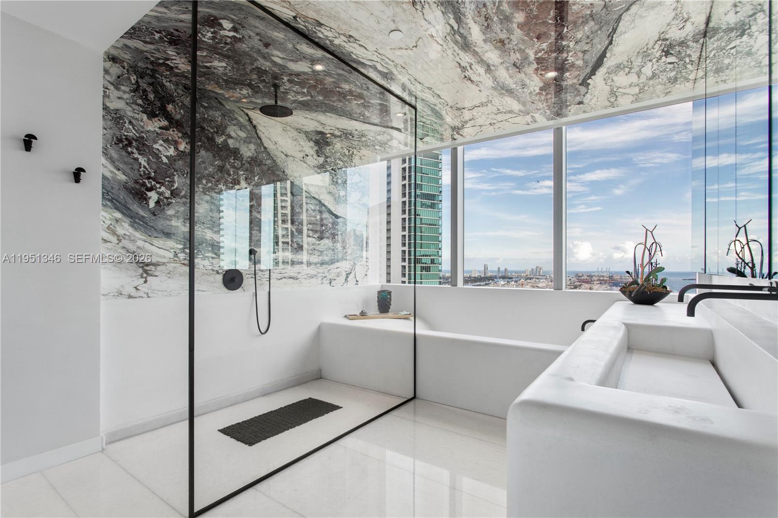 851 NE 1st Ave #3411, Miami FL 33132