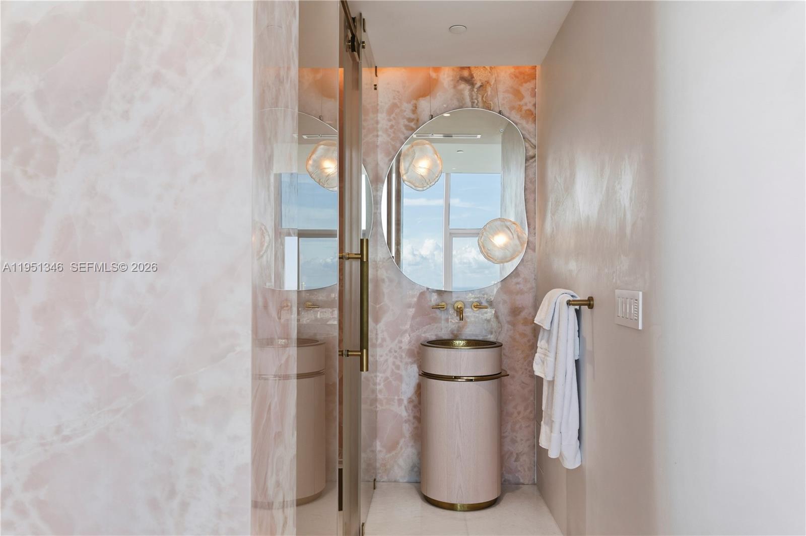 851 NE 1st Ave #3411, Miami FL 33132