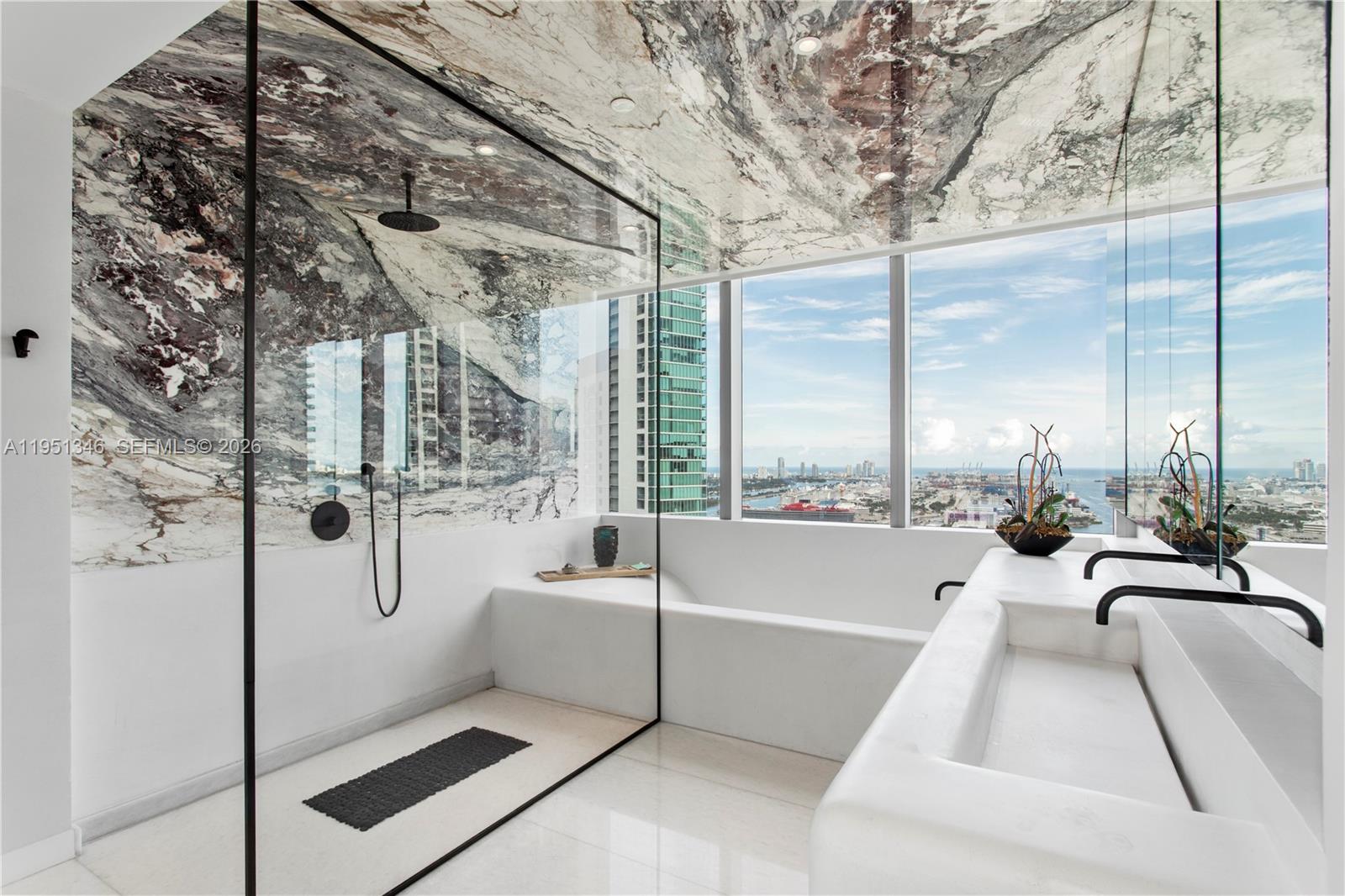 851 NE 1st Ave #3411, Miami FL 33132