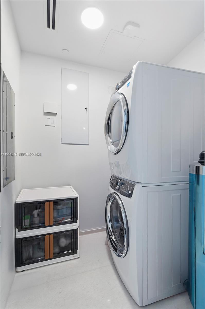 851 NE 1st Ave #3411, Miami FL 33132